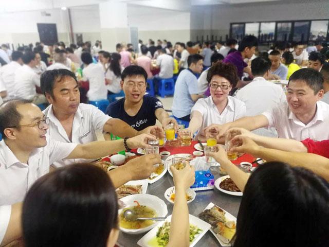 Mid-autumn Festival Every Year when the Moon is Full
