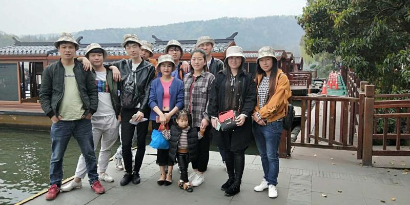 In Spring, Let's Go to Hangzhou West Lake to Find Spring