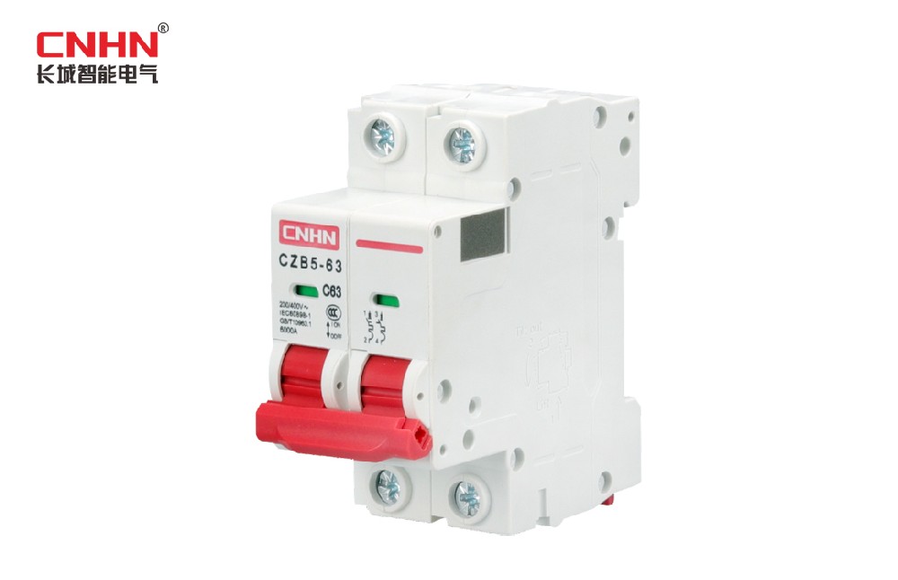 Overview of the main differences between molded case circuit